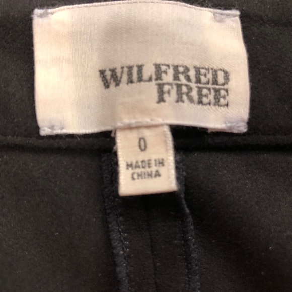 Back mini skirt - Picture 3 of 3